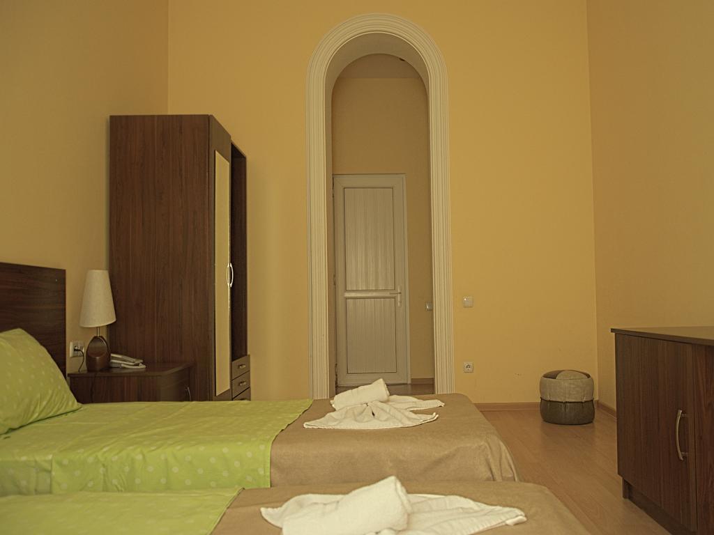 Hotel Tbilisi Garden 객실 사진